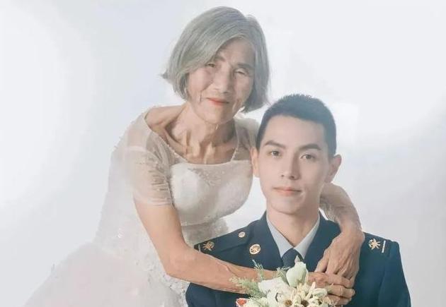 2021年，一张25岁小伙和85岁老妇的结婚照走红，引得众人围观讨论。其实这张相