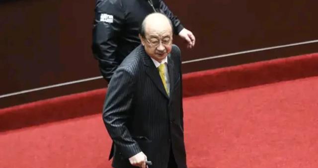 柯文哲获28年6个月，柯建铭幸灾乐祸称这已经等同无期喽！

前台北市长、民众党主