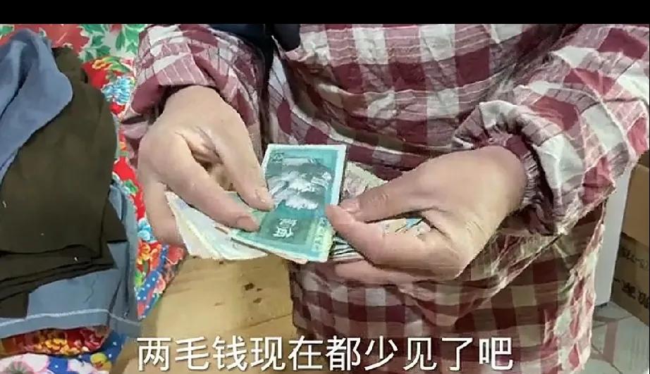 大妮哭成了泪人，聪聪这小子，嗖一下就要订婚了！日子就定在2月19，我的天，这也太