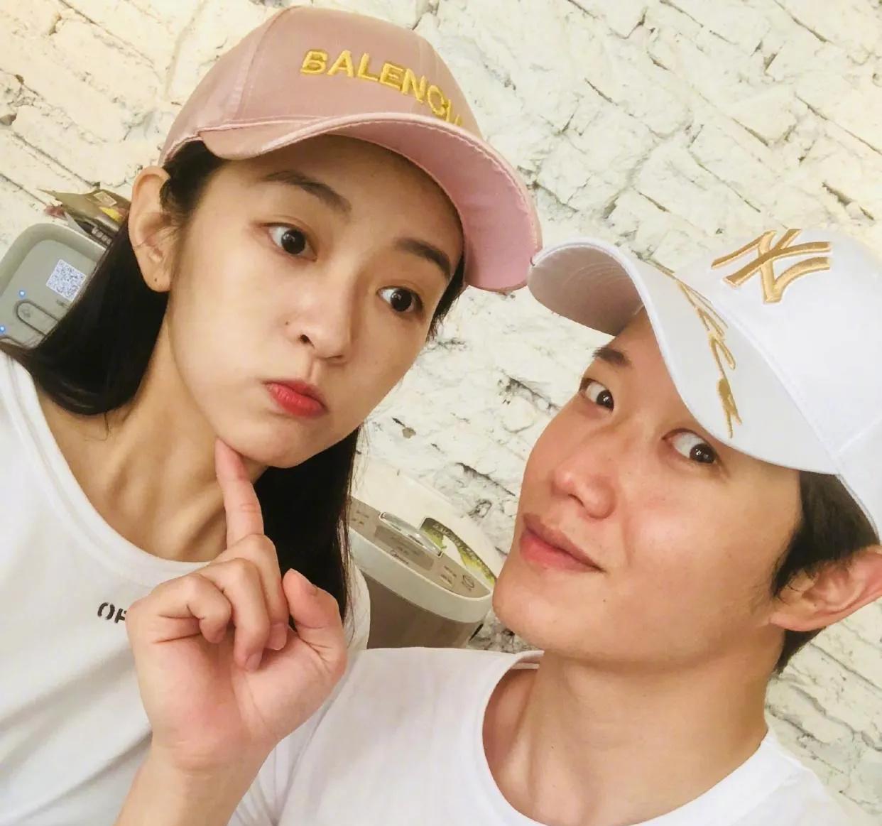 遗憾，又一对官宣离婚！
2月20日，陈晓和陈妍希的离婚风波还未平息，没想到，娱乐