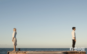 她说我是身边最舔的狗，后来我不舔了，她却慌了，为了求我回头，她成了我的舔狗......