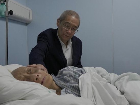 老人带母住酒店被拉黑

                            