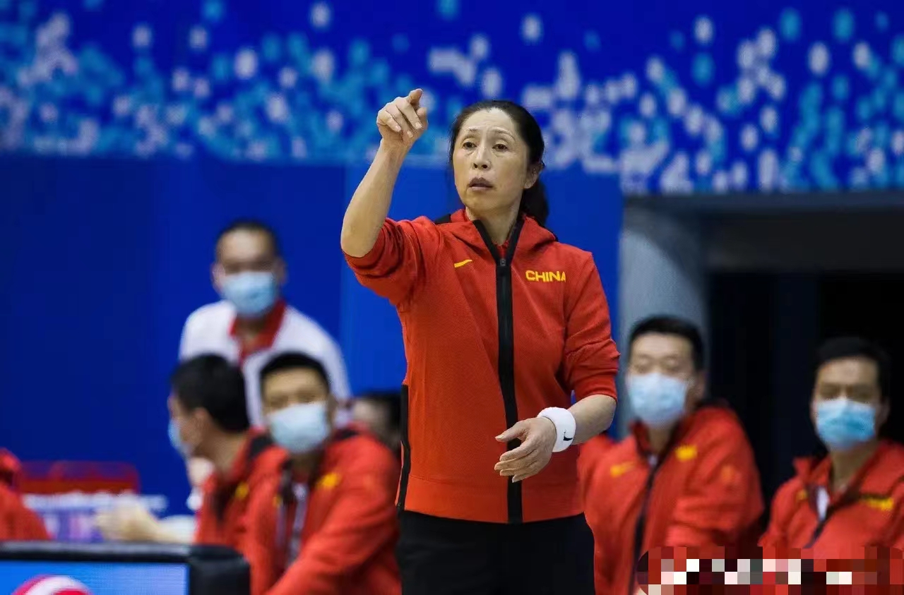 太丢脸了！中国女篮57-79比利时，“5问”主教练郑薇

1、请问，郑指导，李梦