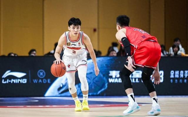 广东惨败上海，北京大胜深圳，CBA排名竞争激烈
