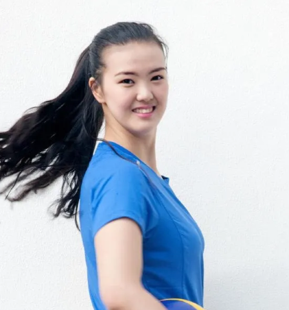 我很喜欢张常宁，我是中国女排球迷，我希望张常宁能多坚持几年，因为总想看到赛场上努