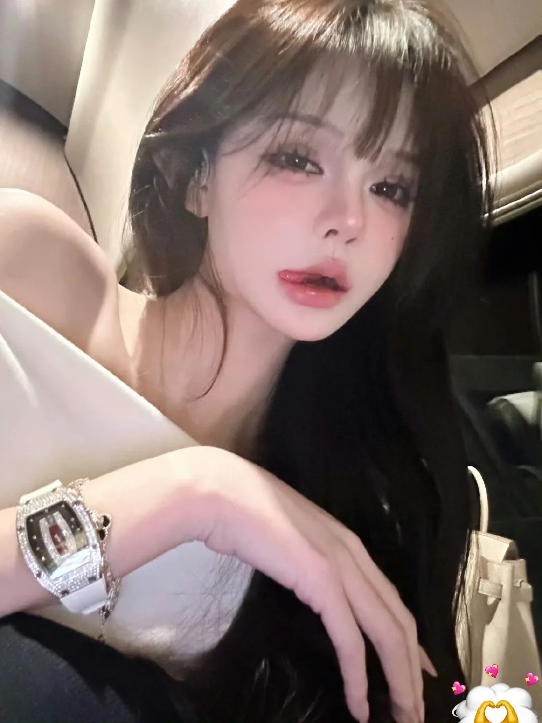 不是姐妹，你糊涂啊❓❓❓
多财多金为什么还要恋爱脑啊？