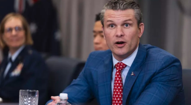 外媒：美新防长喊话中国：印太地区将会并将继续存在争夺

美国新任国防部长赫格塞斯