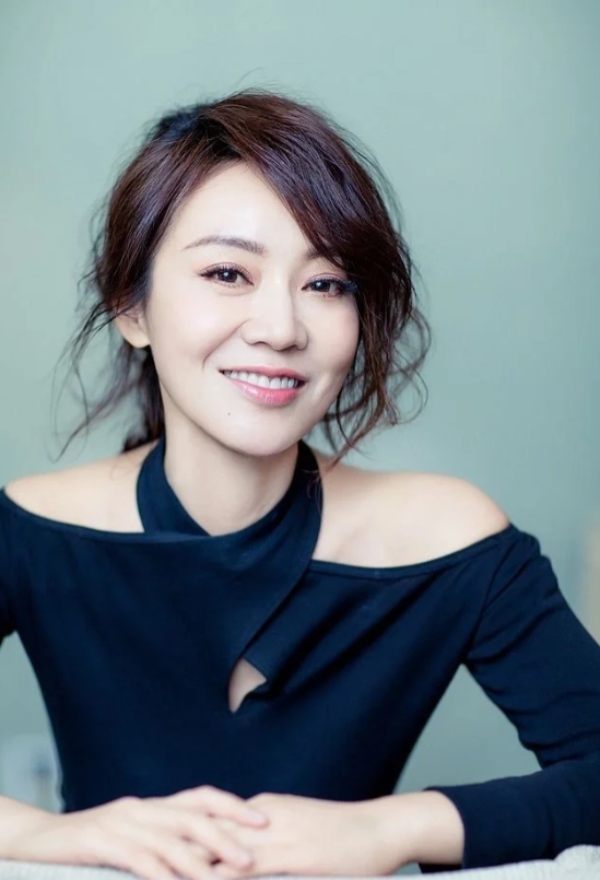 闫妮的演艺生涯