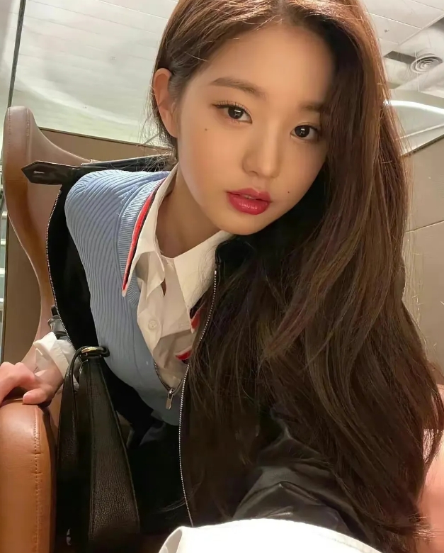 我是看迷糊了[害羞]
要永远相信韩国财阀的眼光