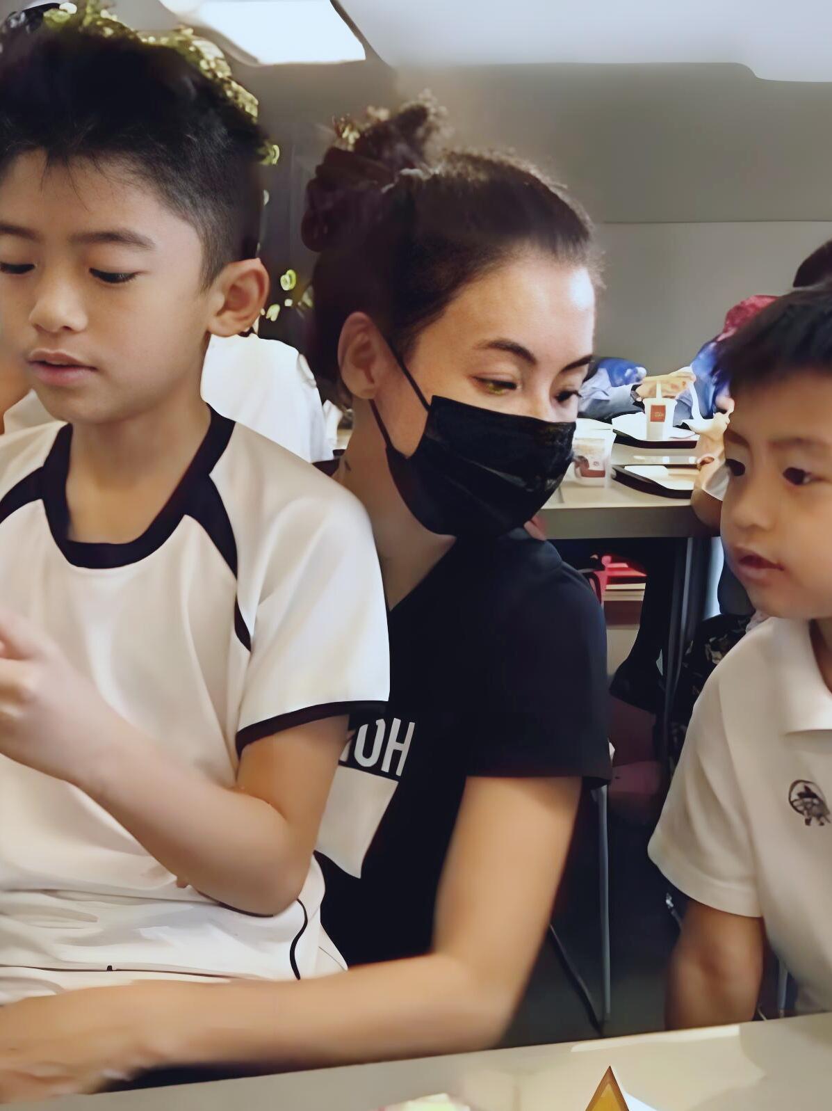 张柏芝展现母爱真谛：孩子之父，非她所念