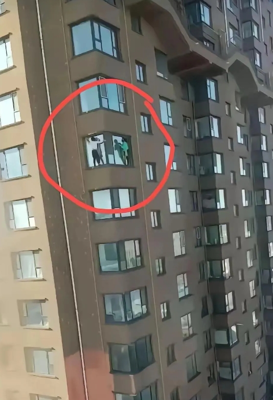 这个玻璃是非擦不可吗？？​