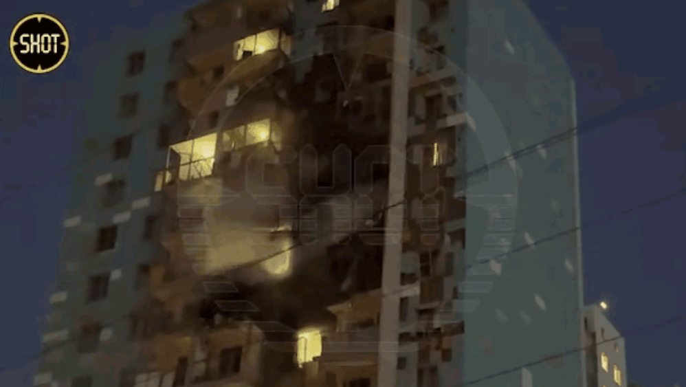 疯狂3小时！
乌克兰对莫斯科实施连番轰炸！
10日凌晨，乌克兰武出动144架“柳