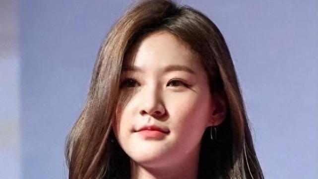 韩国25岁演员金赛纶在家中去世，警方正在调查死亡经过！