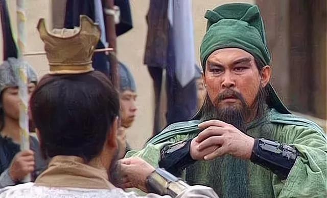 曹操的胸怀还是蛮大的。
关羽关将军有一身万人敌的本事，可是曹操得知关羽关将军要离