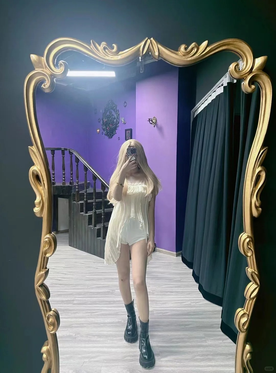 怎么一个月赚个7万8万啊
感觉生活好难啊，负债压的喘不过气来