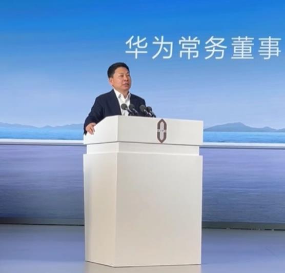 余承东网上黑子们故意黑我们。

近日余承东在问界第40万辆下线庆祝活动上表示，网