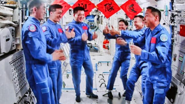 奇怪了！神舟十九号才在轨一个月，为何神舟二十号要救援待命？