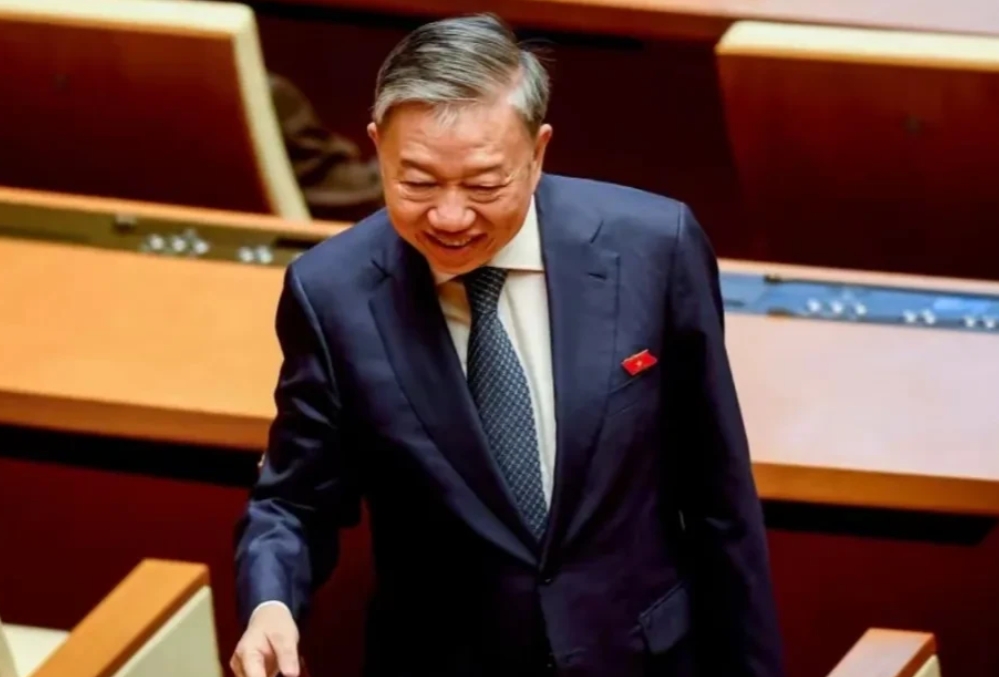 越南苏林访华建议有三个问题需要他说清楚。8月18日，越南领导人苏林抵达广州，正式