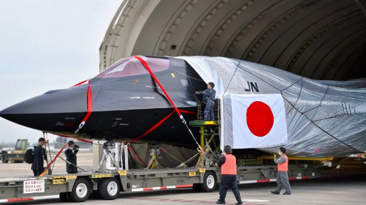 日本的下一代战机项目F-X，不是第五代战机，将是第六代~~

并预计2035年投
