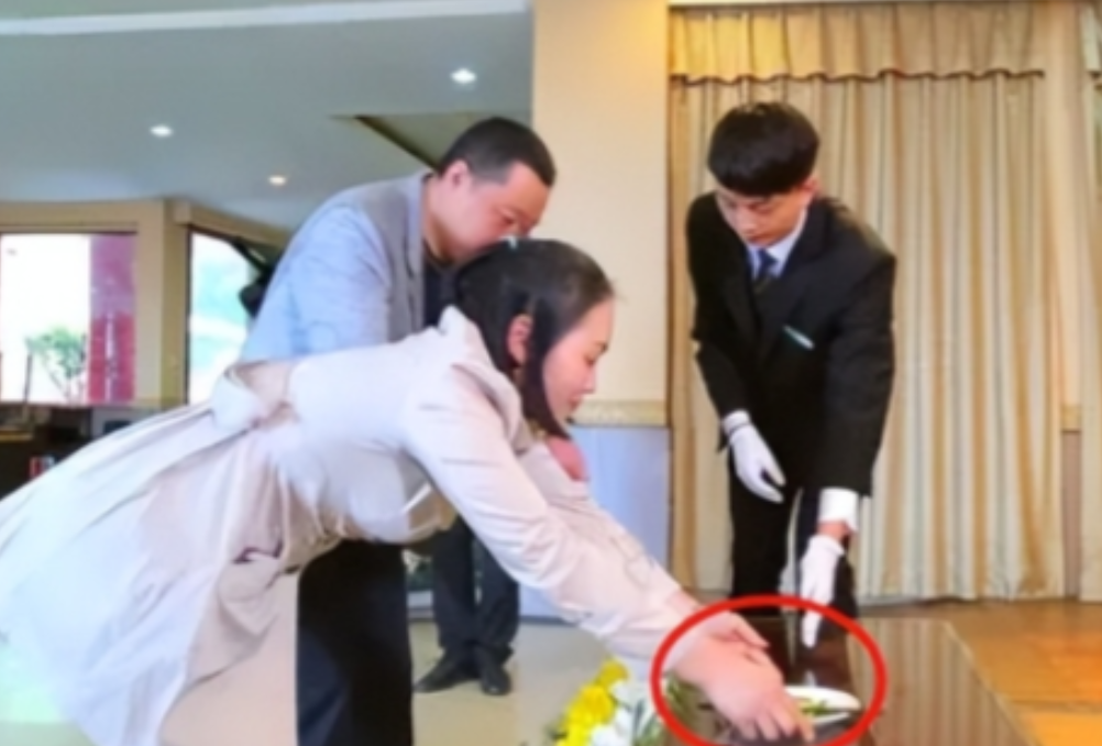 “这谁还敢死？”北京一女子去世，丈夫将其遗体放在太平间三天，太平间工作人员称：“