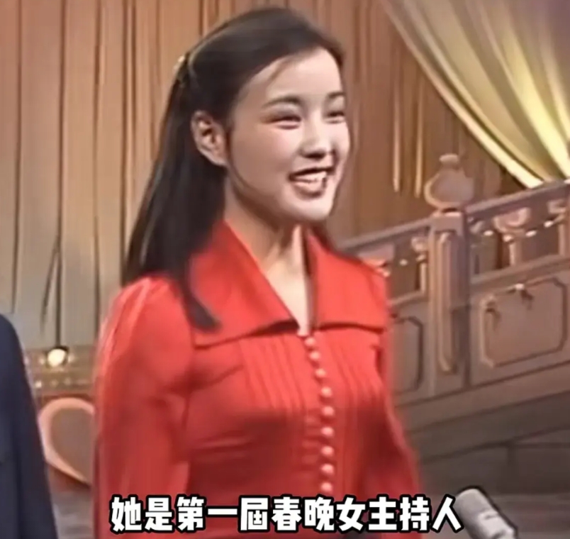 刘晓庆才是大女主：
1、坚持每天洗冷水澡
2、坚持每天跑8000步
3、学英语