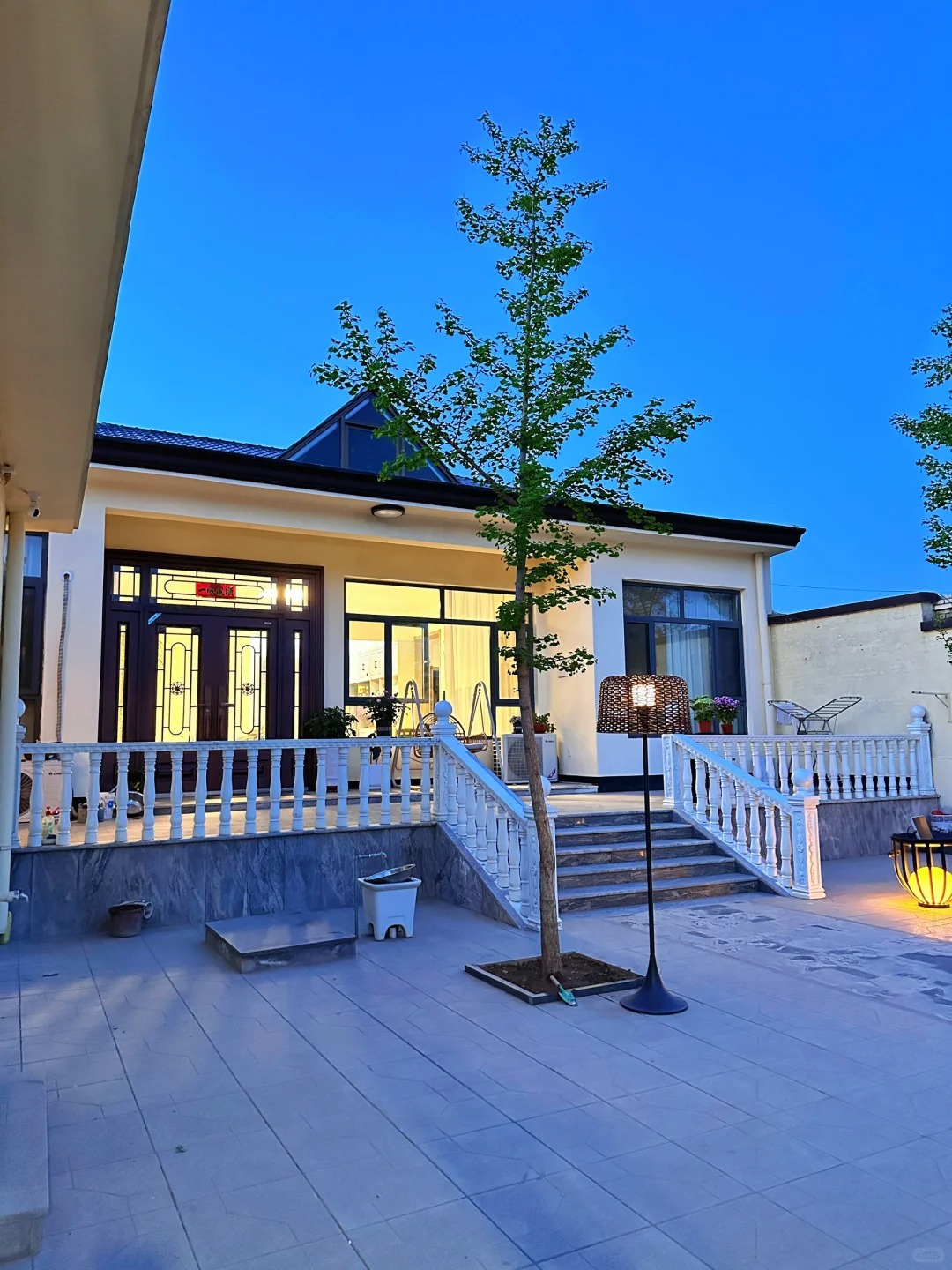 朋友以为我回农村过的很差，但其实……
总面积450平的自建房🏠，花费38万
有