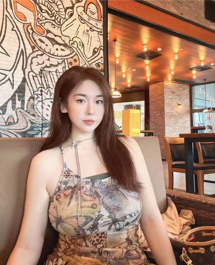 男朋友说我这个身材像明星，你们觉得漂亮吗