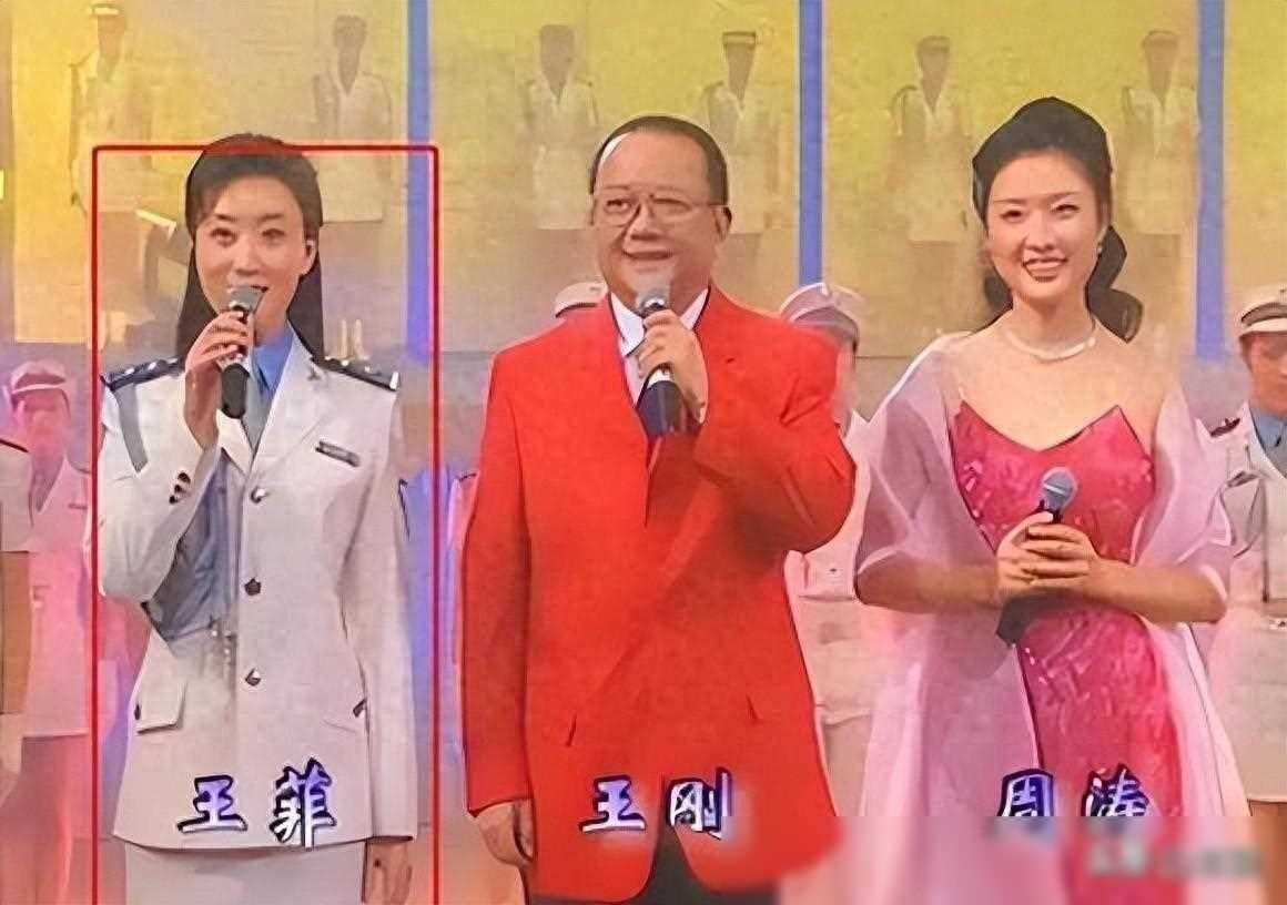 娱乐圈的故事总是充满了让人惊叹的传奇，而今天我们要聊的这个头条新闻，可谓是娱乐圈