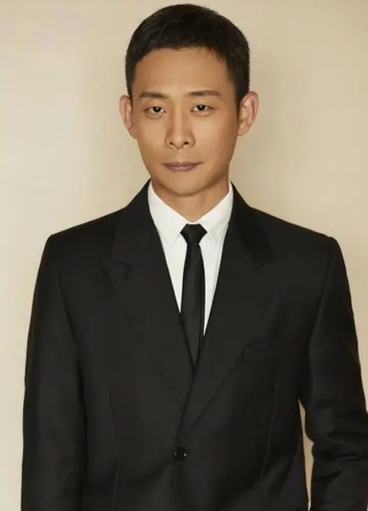 张译力荐殷桃，张艺谋导演新吃作引期待