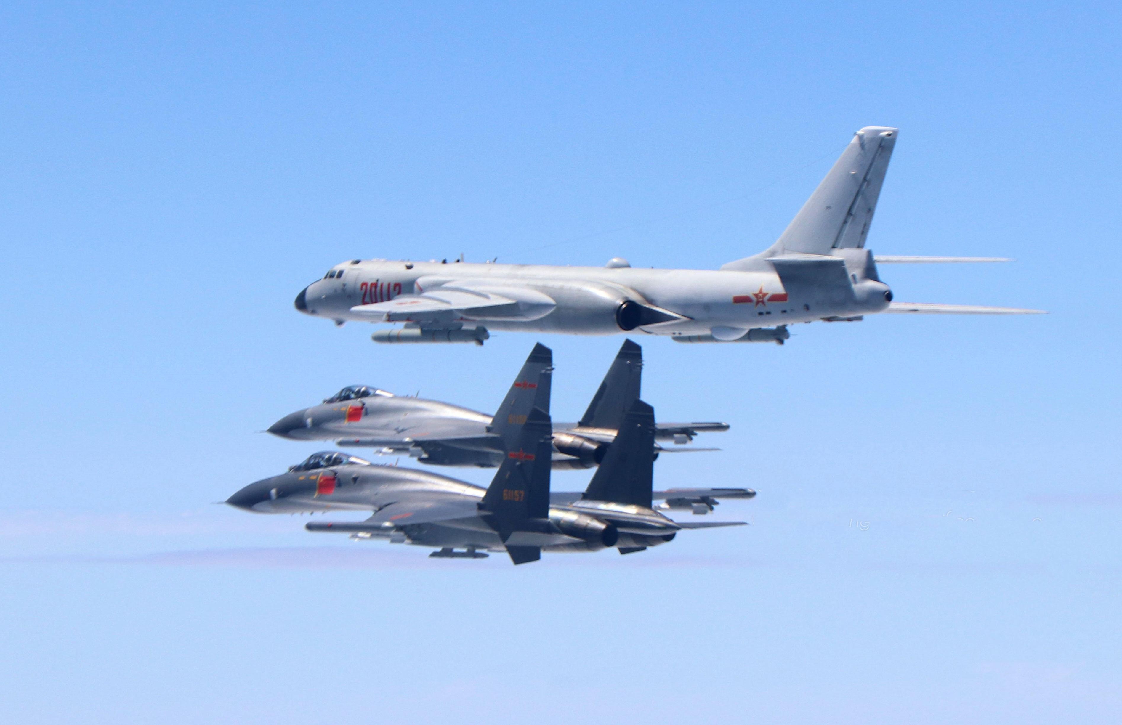 大陆海陆空三军待命，海警编队巡航金门，台当局还有多少时间道歉？金门撞船案发生到现