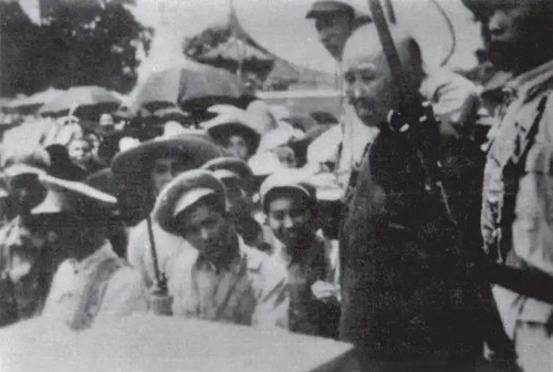 1960年，赵一曼儿子“陈掖贤”给毛主席写了一封信，毛主席看后脸色大变 