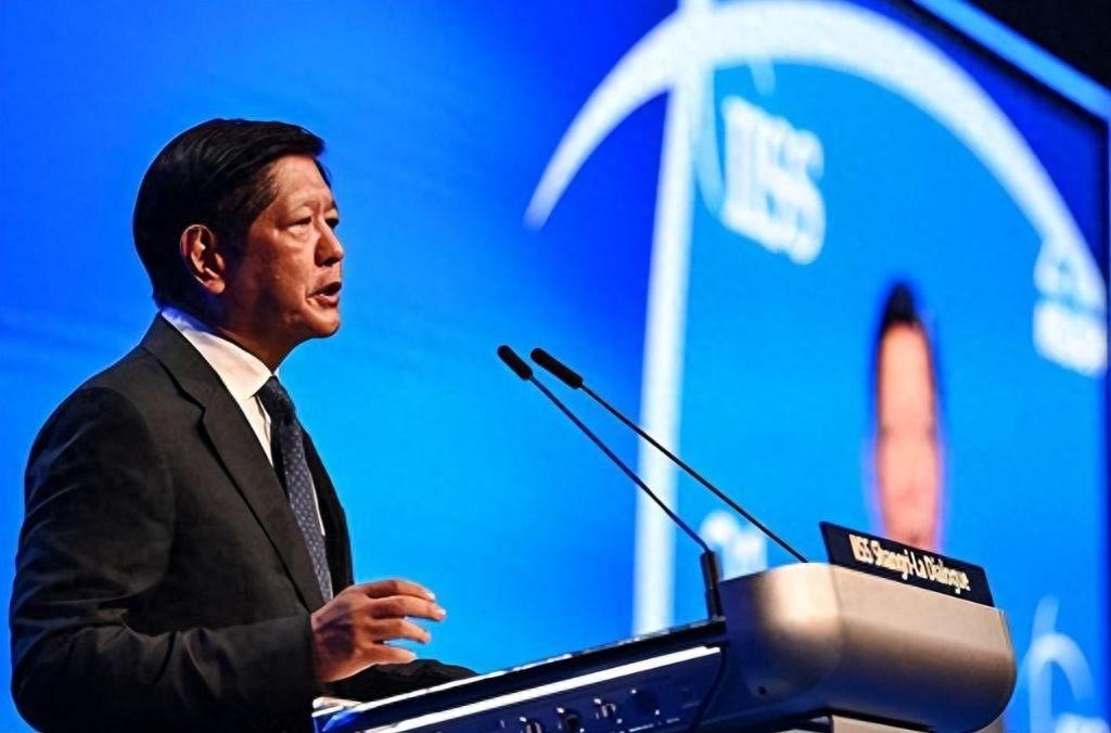 给中国划“红线”？小马科斯发现中国开始“惩罚”，仁爱礁形势突变！菲律宾一直甘当美