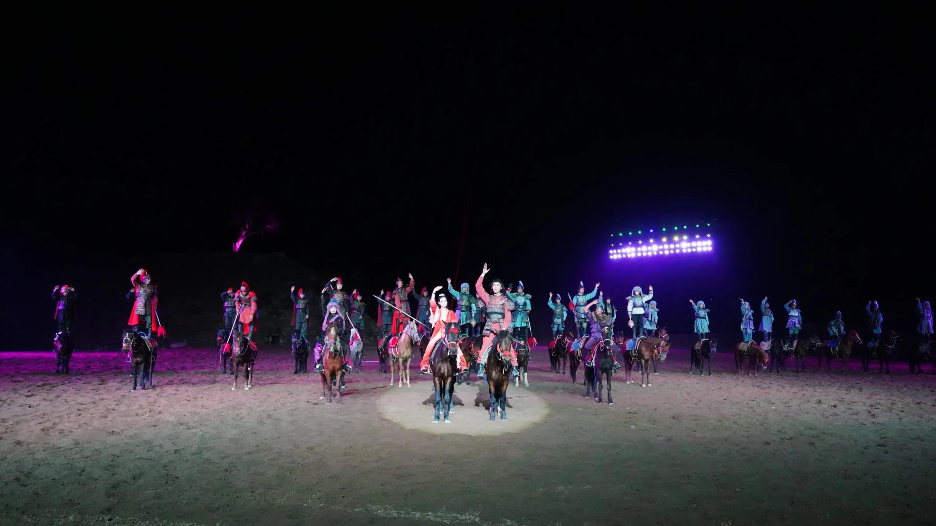 五一长假去哪玩？来关山草原看演艺 骑马射箭品美食 给你不一样的体验