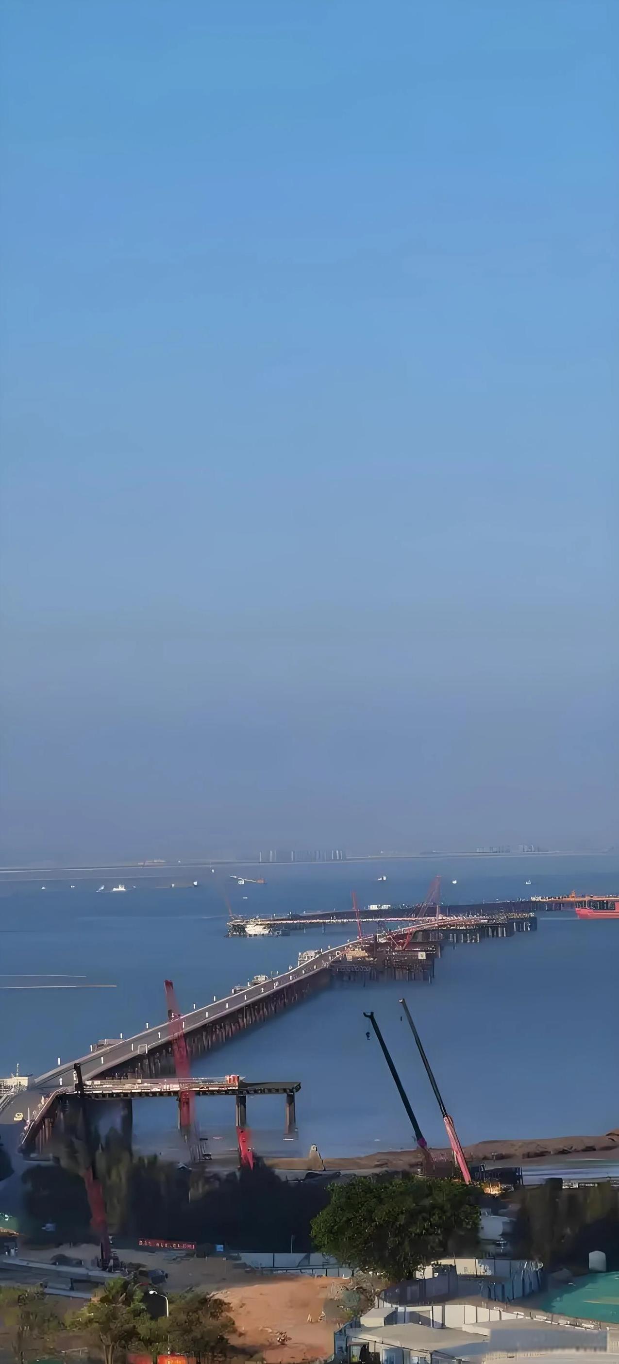 台湾回归，势在必行！厦门航拍图尽显祖国统一稳步前行。厦金跨海大桥建设热火朝天，2