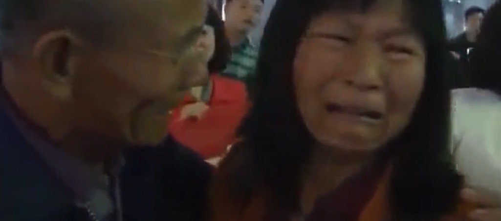 恶魔丈夫的折磨与哥哥的绝望反击：一场家庭的悲剧