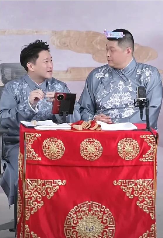 刚说了刘云天退出，马上直播又出现了。刘云天的退出让某些主播非常开心，终于等到曹云