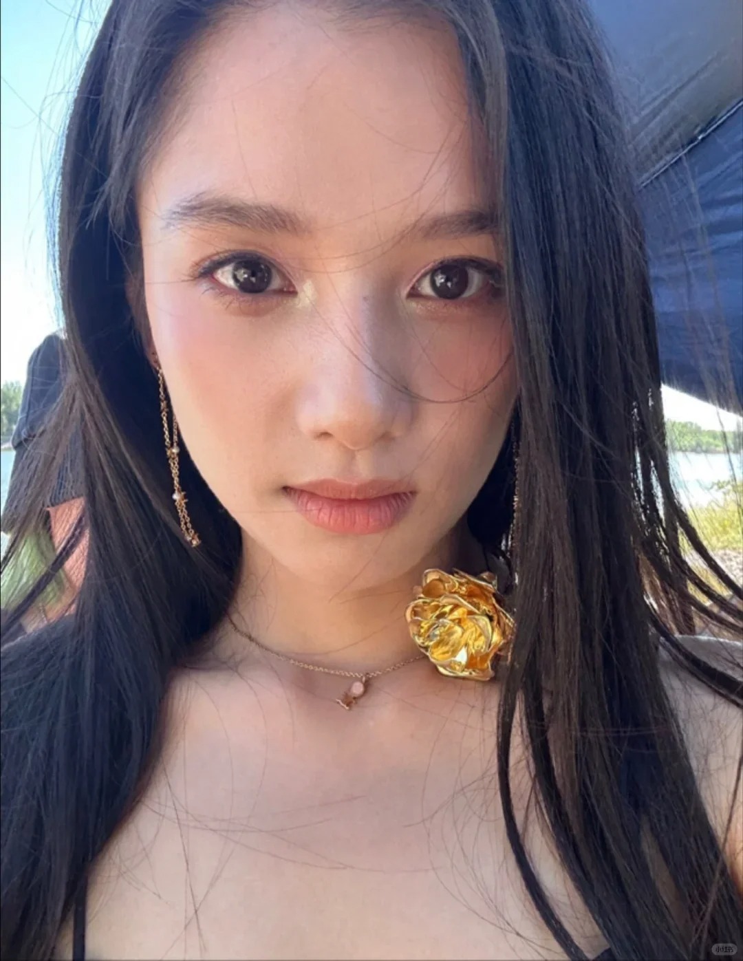 想看看漂亮的眼睛长什么样？（凡尔赛来）
眼妆怎么化都感觉眼睛都很没有神态
想知道