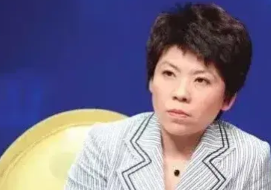 打乒乓球打出哲学的就三个人，邓亚萍、李晓霞和陈梦，让我一一道来。

1，邓亚萍说