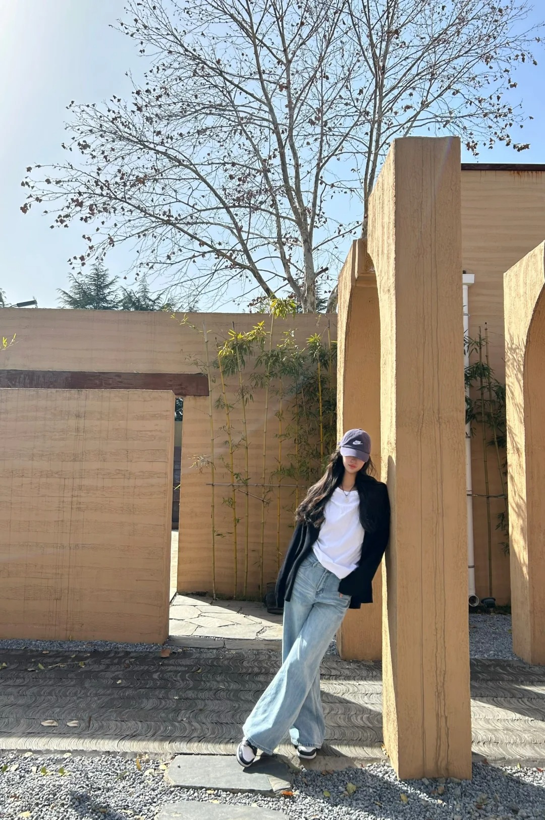 初春穿搭！
基础穿搭真的又方便又好看 晒太阳吹风最合适了 大学生上班族首选！