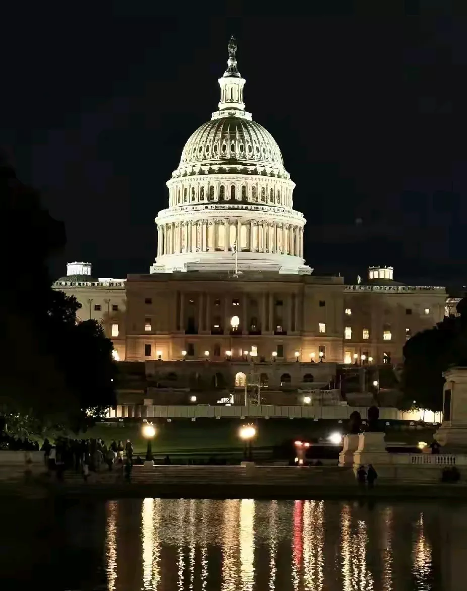 马斯克动手，世界突然安静了！

大家有没有发现，一夜之间，世界突然安静了，原因就