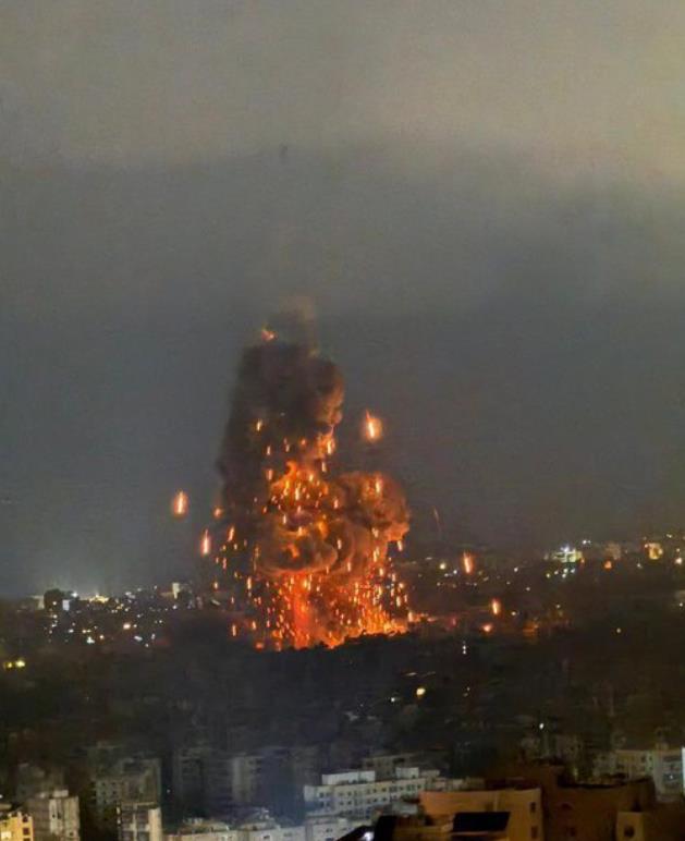 忽然发现，美国已经不再提以色列与真主党的停火谈判了，反而是在呼吁以色列不要对伊朗