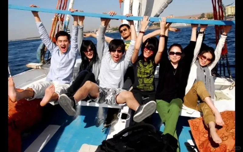 仙剑09年埃及游❗这才是花儿与少年啊
仙剑三剧组曾在09年去埃及旅游过
胡歌杨幂