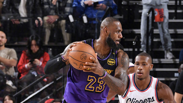 湖人队的困局与对策分析：如何打破僵局重拾信心？