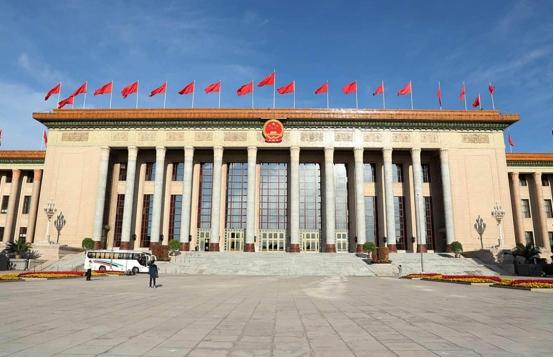 人民大会堂选址背后的博弈与决策**