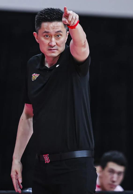 基本没有任何悬念！CBA本赛季常规赛最佳主教练99%在这四人中产生。

1.杜锋