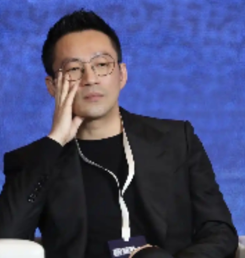 11岁暴打亲妈脸！小玥儿迁居北京惊呆S家

11岁的小玥儿这波操作把全网整破防了
