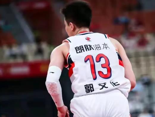 艾伦神勇！辽宁后悔？CBA：深圳101-108广州，通过数据和正负值，分析广州男