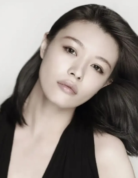 葛荟婕接连炮轰汪峰：有本事再生一个！