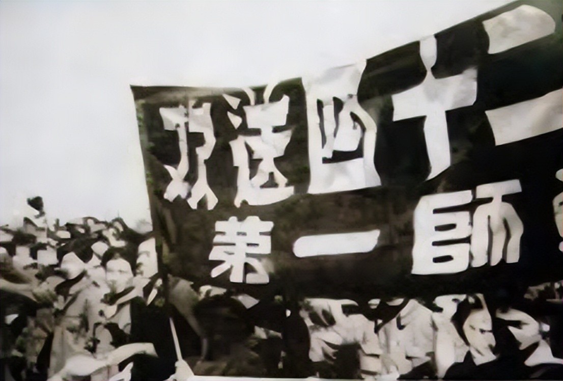 1952年初，一天，毛主席忽然问彭德怀：哪支部队打美军打得最好？”彭德怀思索片刻
