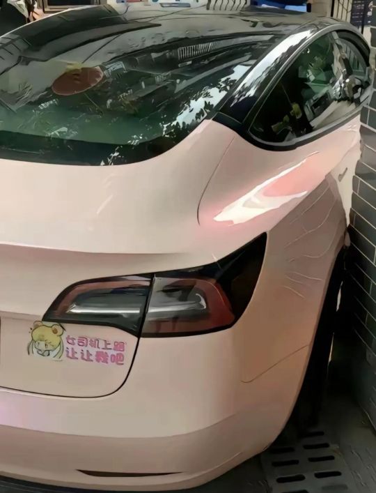 方向盘往左还是往右打?